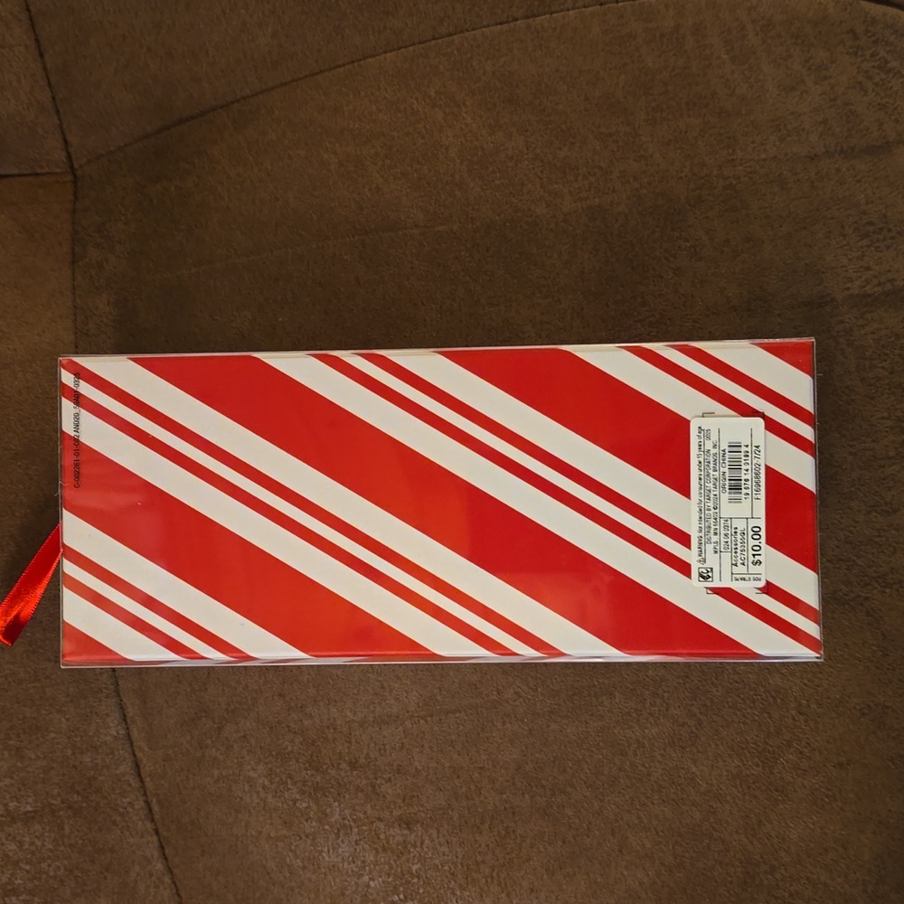 GIVEAWAY - Picture 2 of 2
